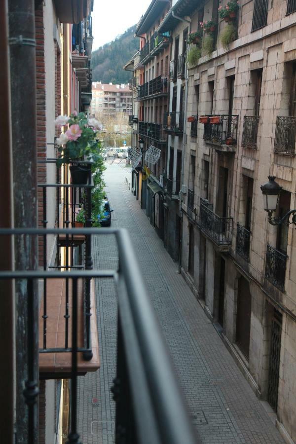 Apartamento Erdi Kale Azpeitia Esterno foto